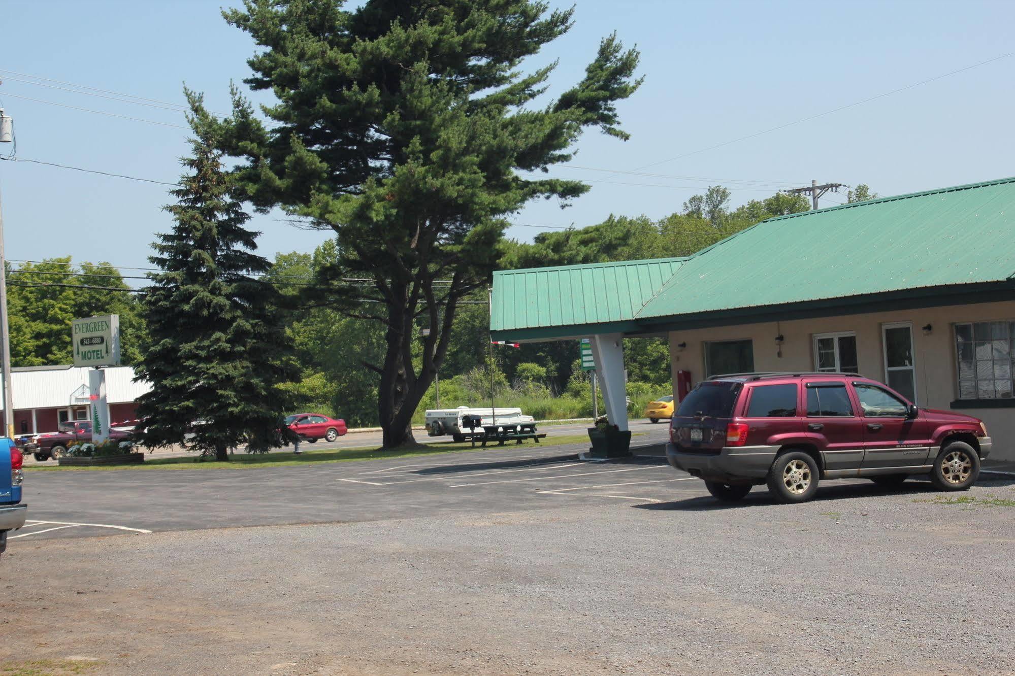 Evergreen Motel Oswego Eksteriør billede